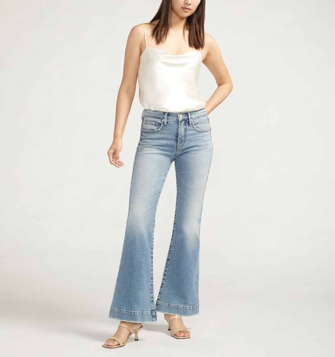 NZ Denim 29 Mid Rise Girlfriend Jeans